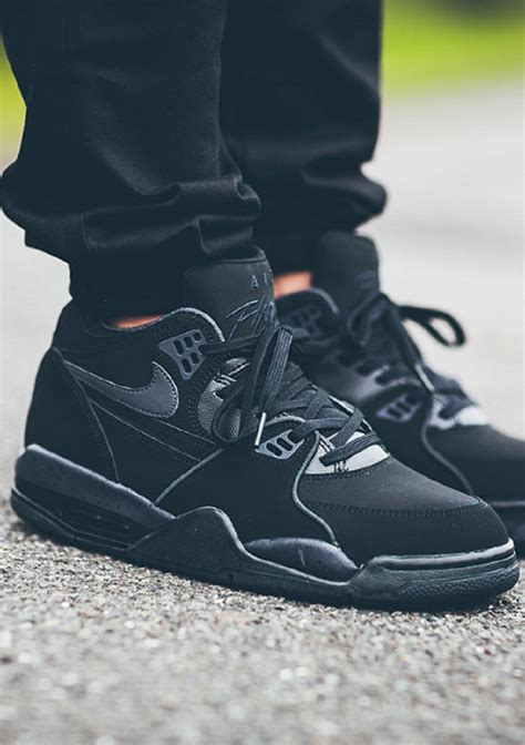 nike air flight 89 retro.